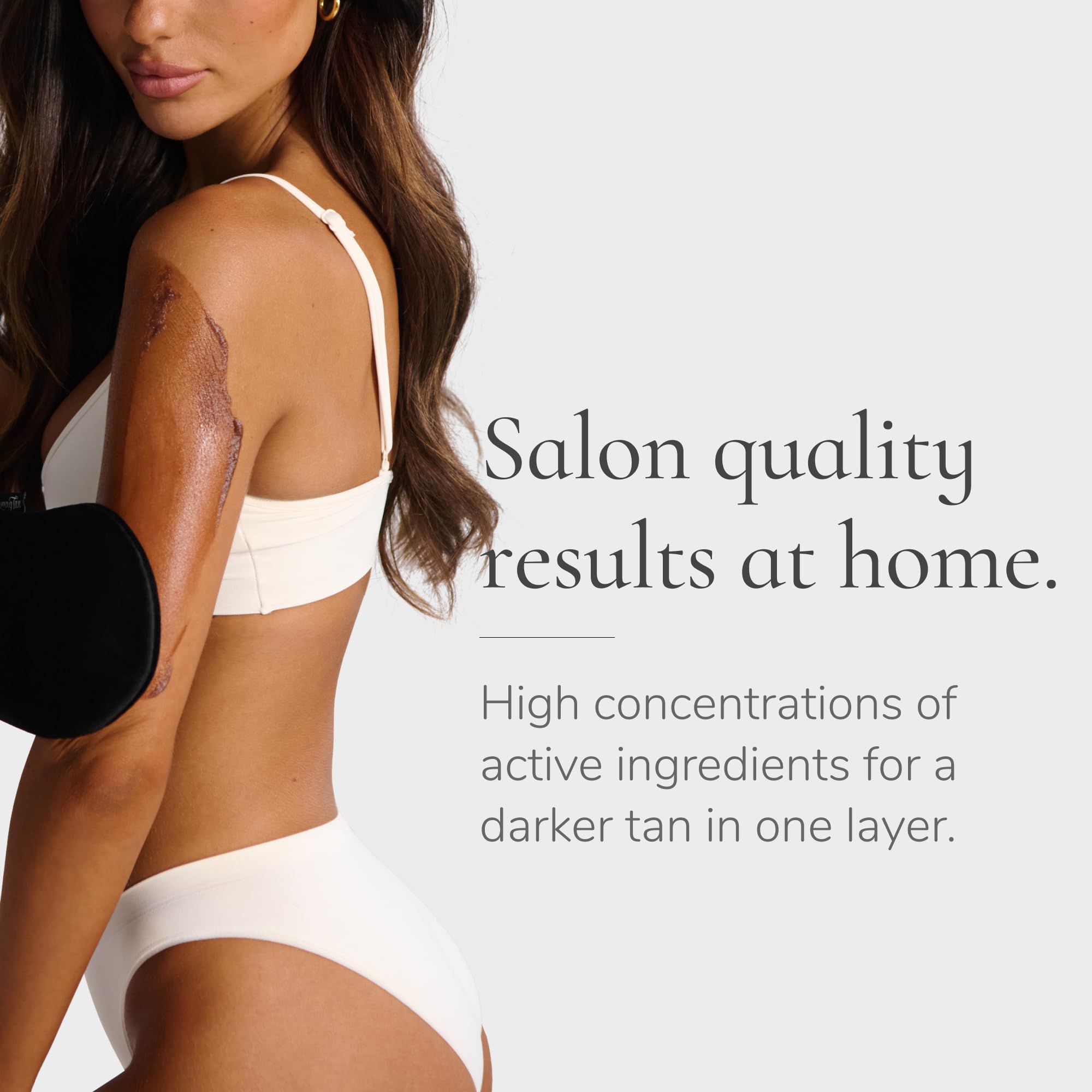 Loving Tan Deluxe Mousse, textura cremosa para un color suave.