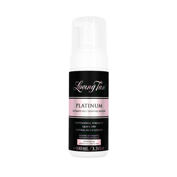 Loving Tan Platinum Mousse Dark en bote, fácil de aplicar y natural.