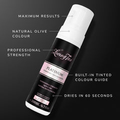 Loving Tan Platinum Mousse: textura cremosa para cobertura homogénea.