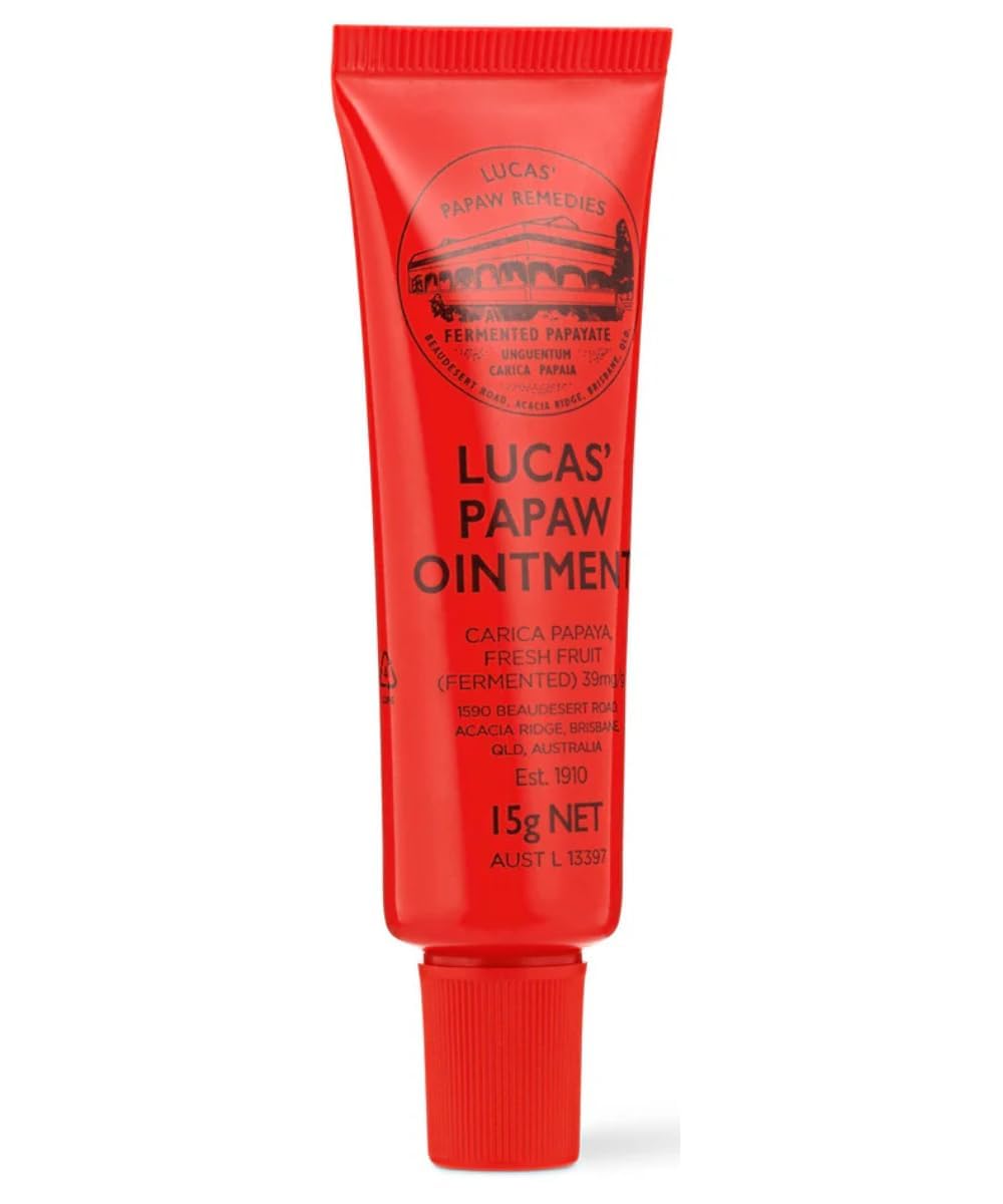 El ungüento Lucas Papaw tiene textura cremosa para piel seca.