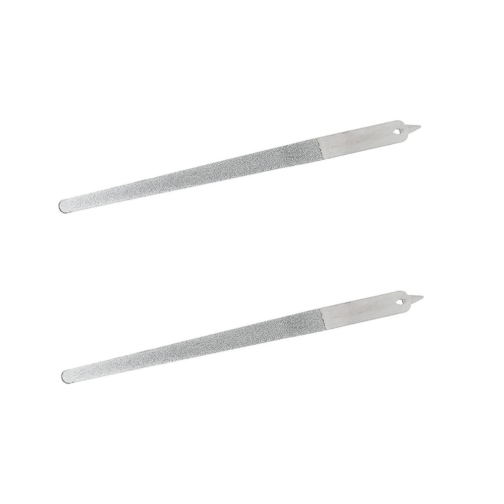 Lulong lima uñas con polvo de diamante para acabado suave.
