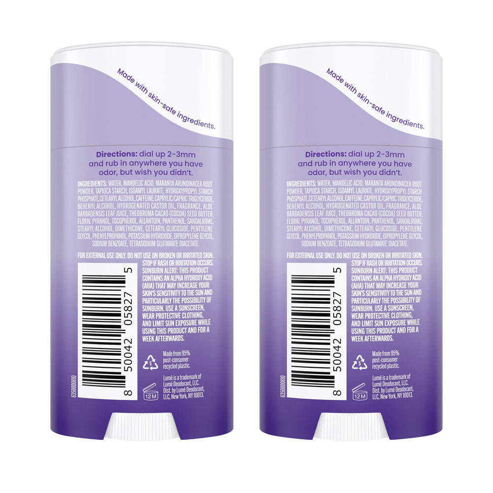 Aplicación de crema invisible de Lume para axilas y áreas sensibles.