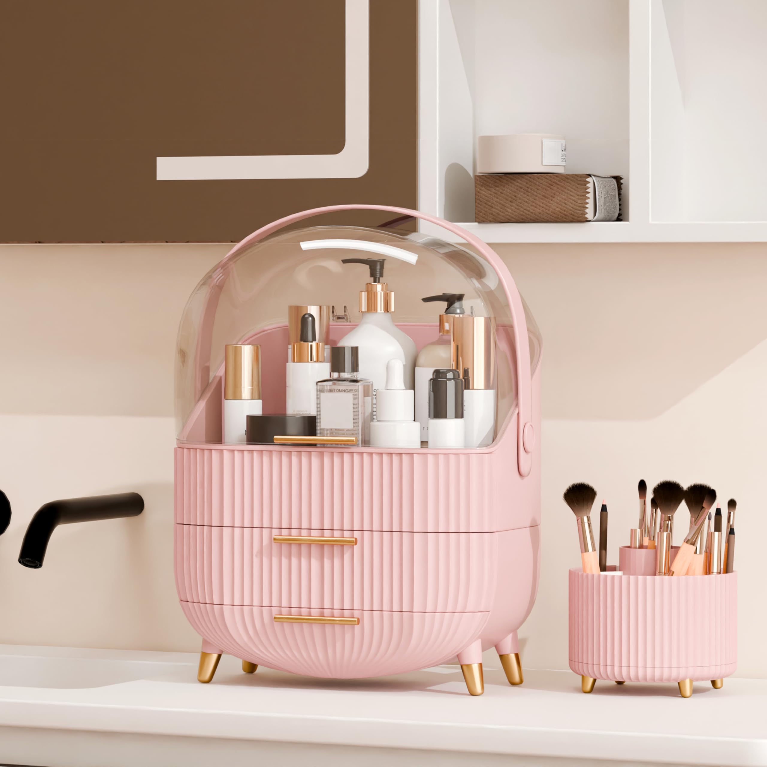 Organizador lurcns con múltiples compartimentos para sombras, labiales y esencias.