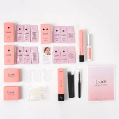 Condicionador nutritivo de Luxe Cosmetics para fortalecer y hidratar las pestañas.