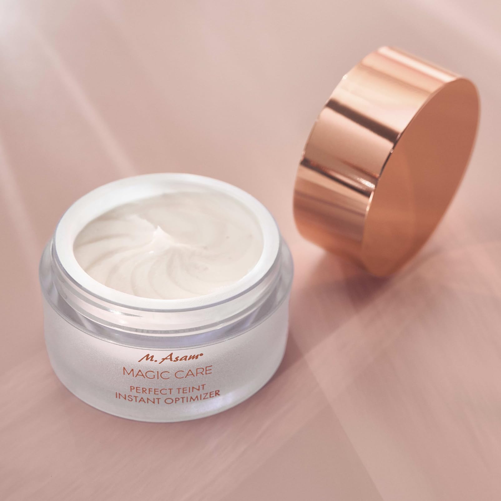 M. Asam Magic Care Perfect Teint – fini matte sans effet masque.