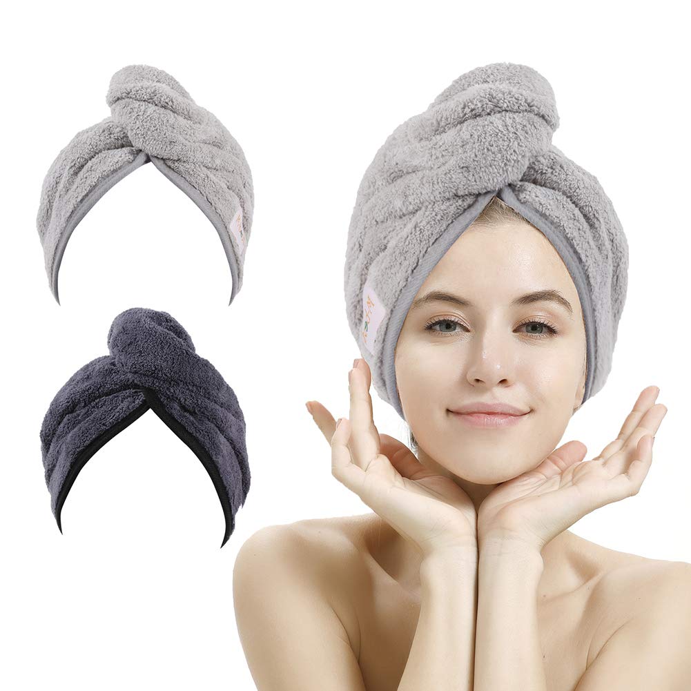 La toalla M-bestl de microfibra gris oscuro ofrece secado rápido y antiencrespamiento.