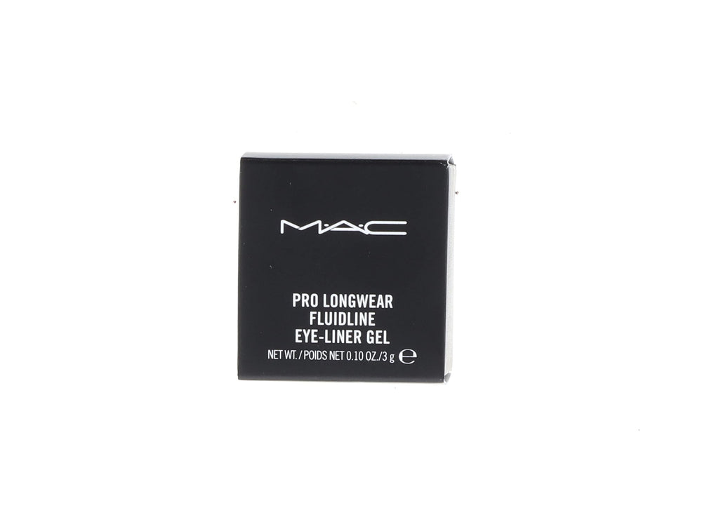 MAC Fluidline Blacktrack ideal para looks de día o noche