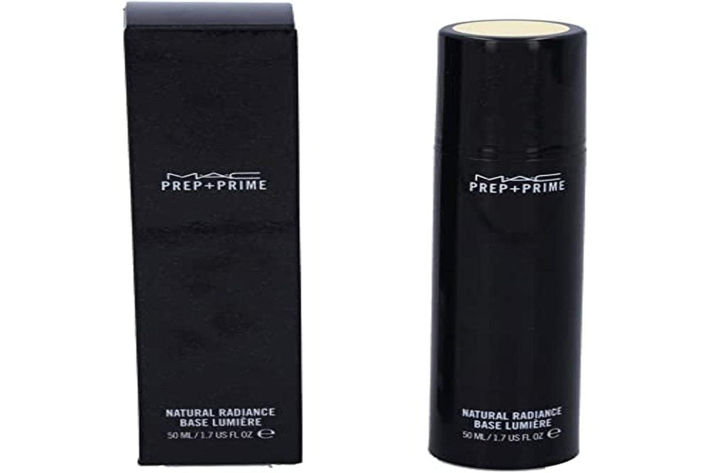 MAC Prep + Prime Natural Radiance, botella con acabado radiante para la piel.