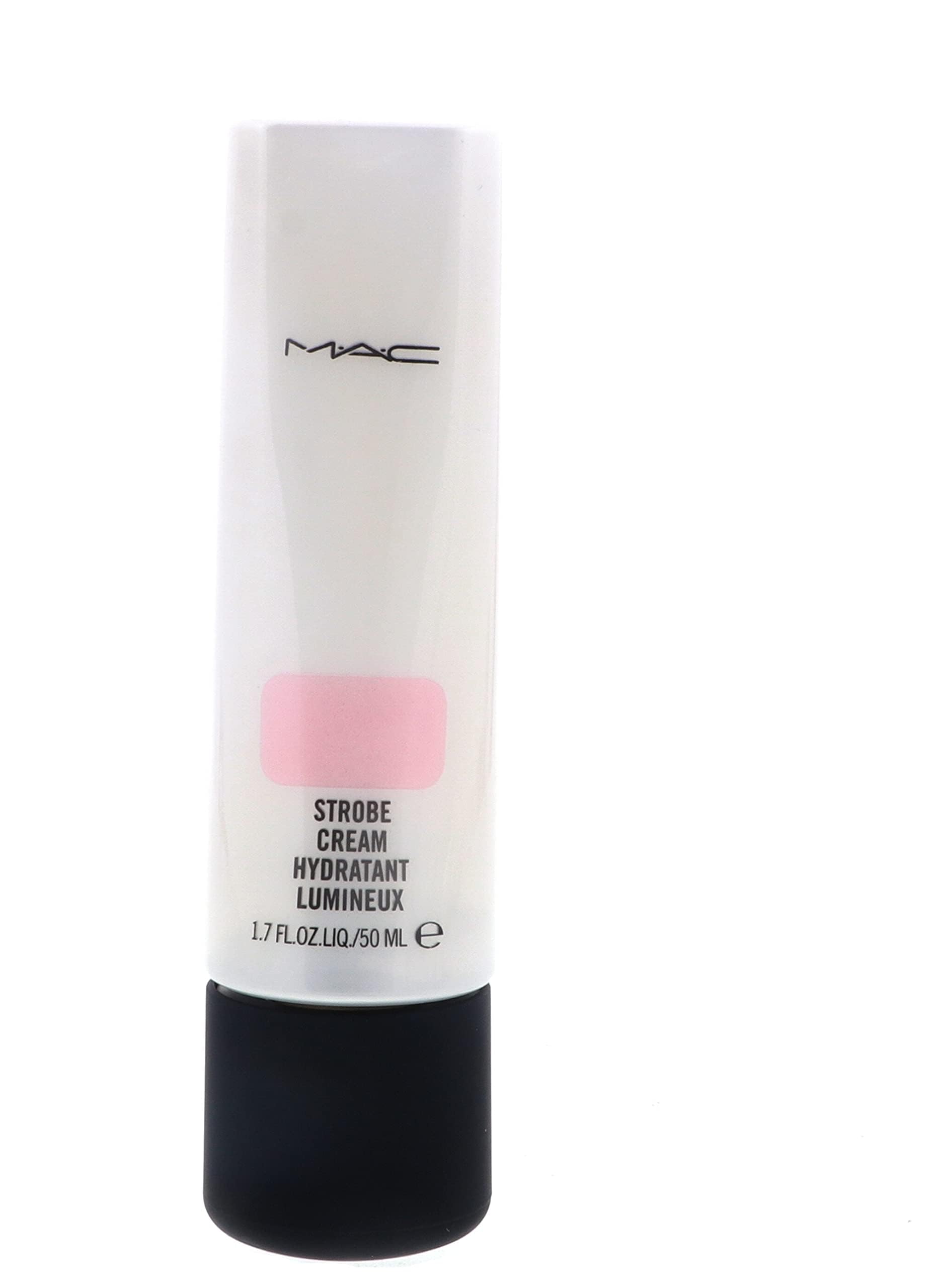 MAC Strobe Cream Pink Lite: destellos suaves para rasgos naturales.