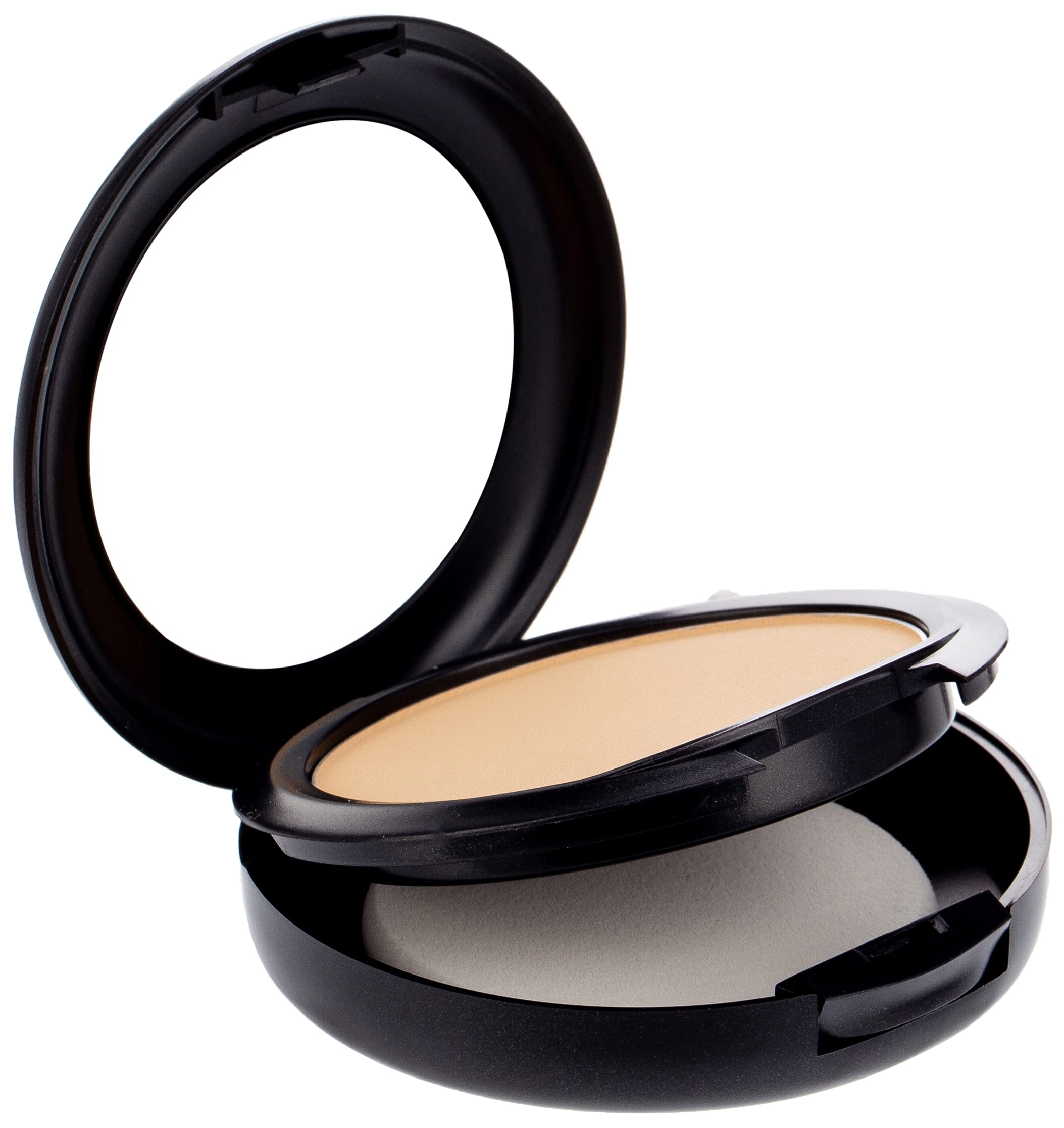 MAC Studio Fix Polvo Base NC30 textura aterciopelada que se siente ligera