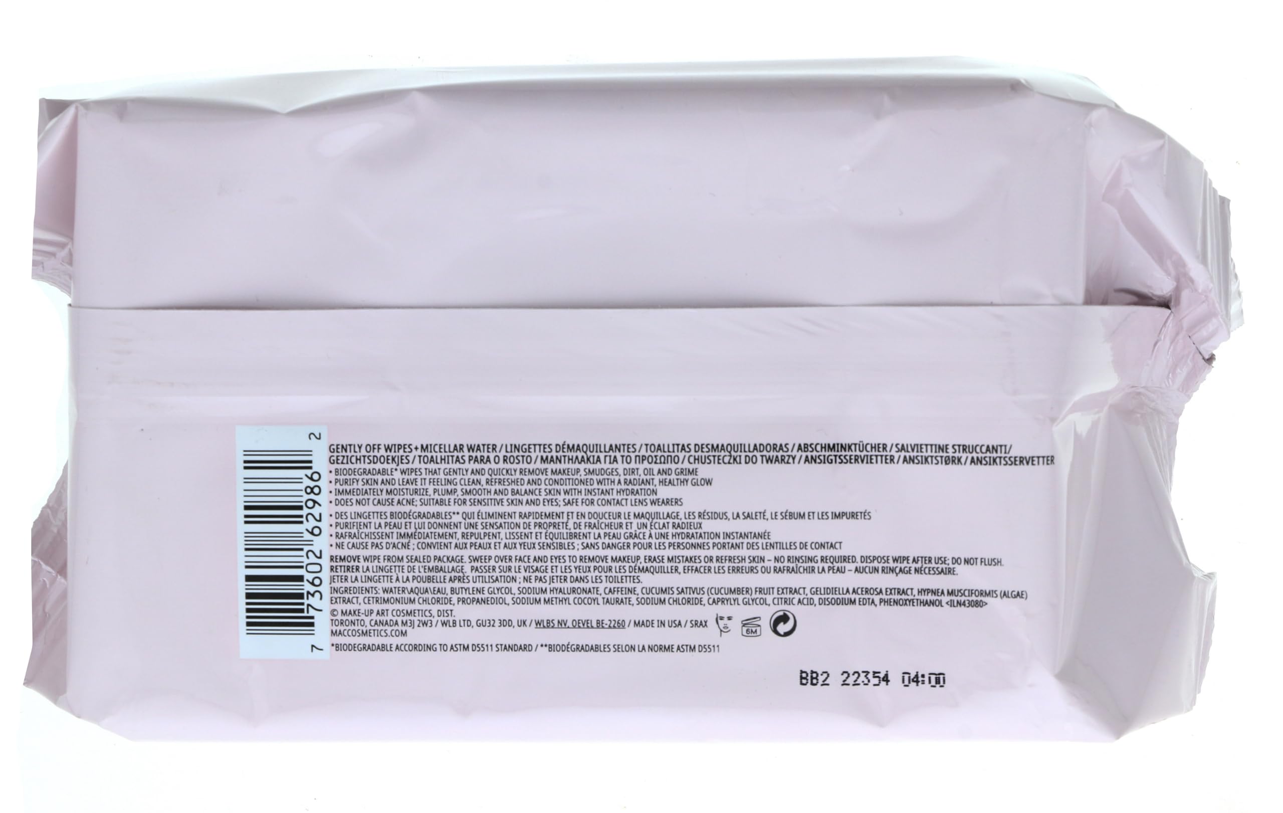 MAC Toallitas Desmaquillantes con Agua Micelar, textura suave para limpieza rápida.