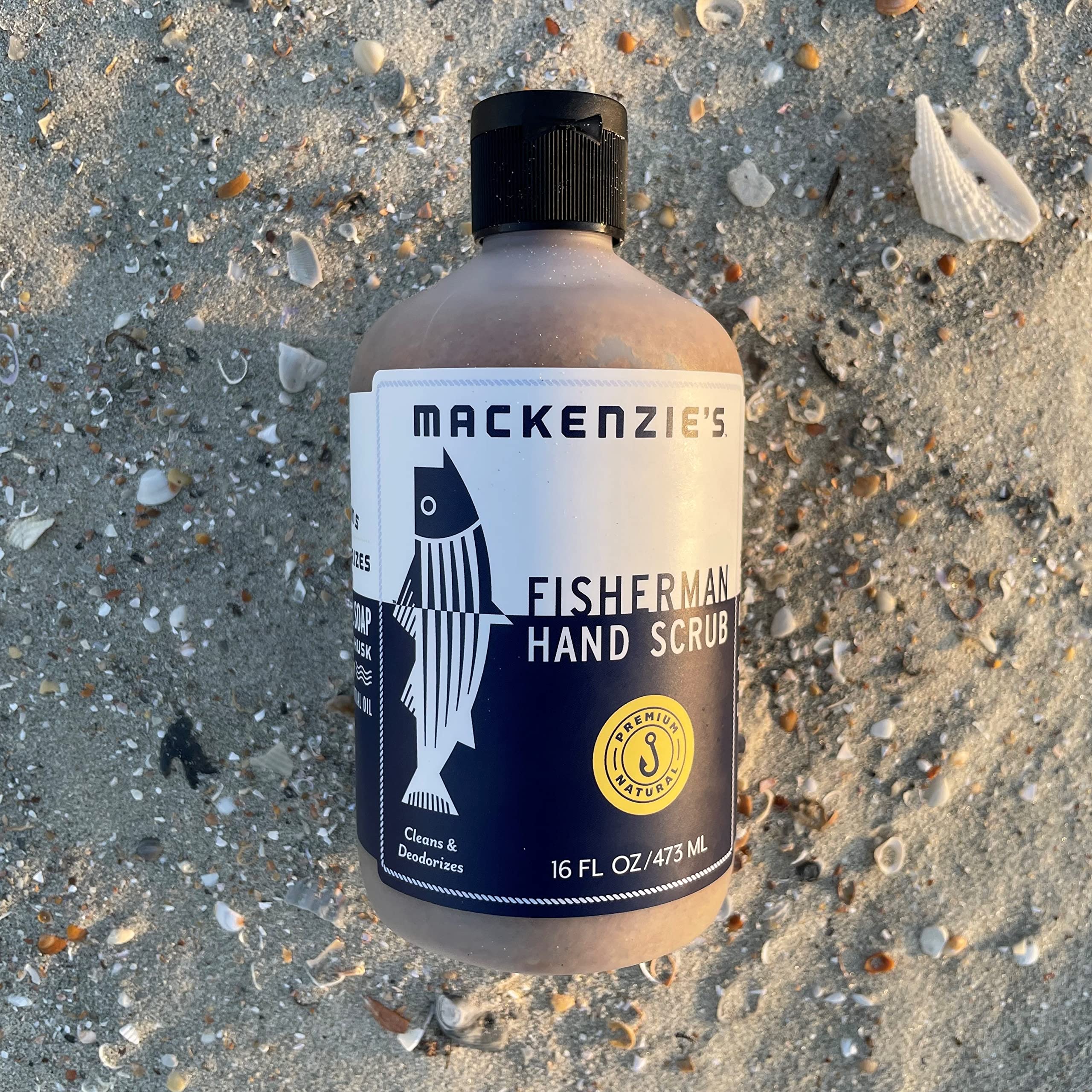 MACKENZIE'S Fisherman Hand Scrub, textura granular, exfolia suavemente para piel limpia