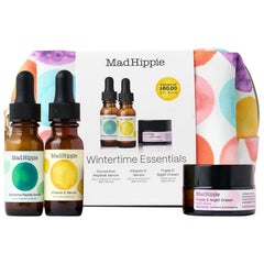 Mad Hippie Wintertime Essentials dans une pochette recyclable, pratique pour les déplacements.