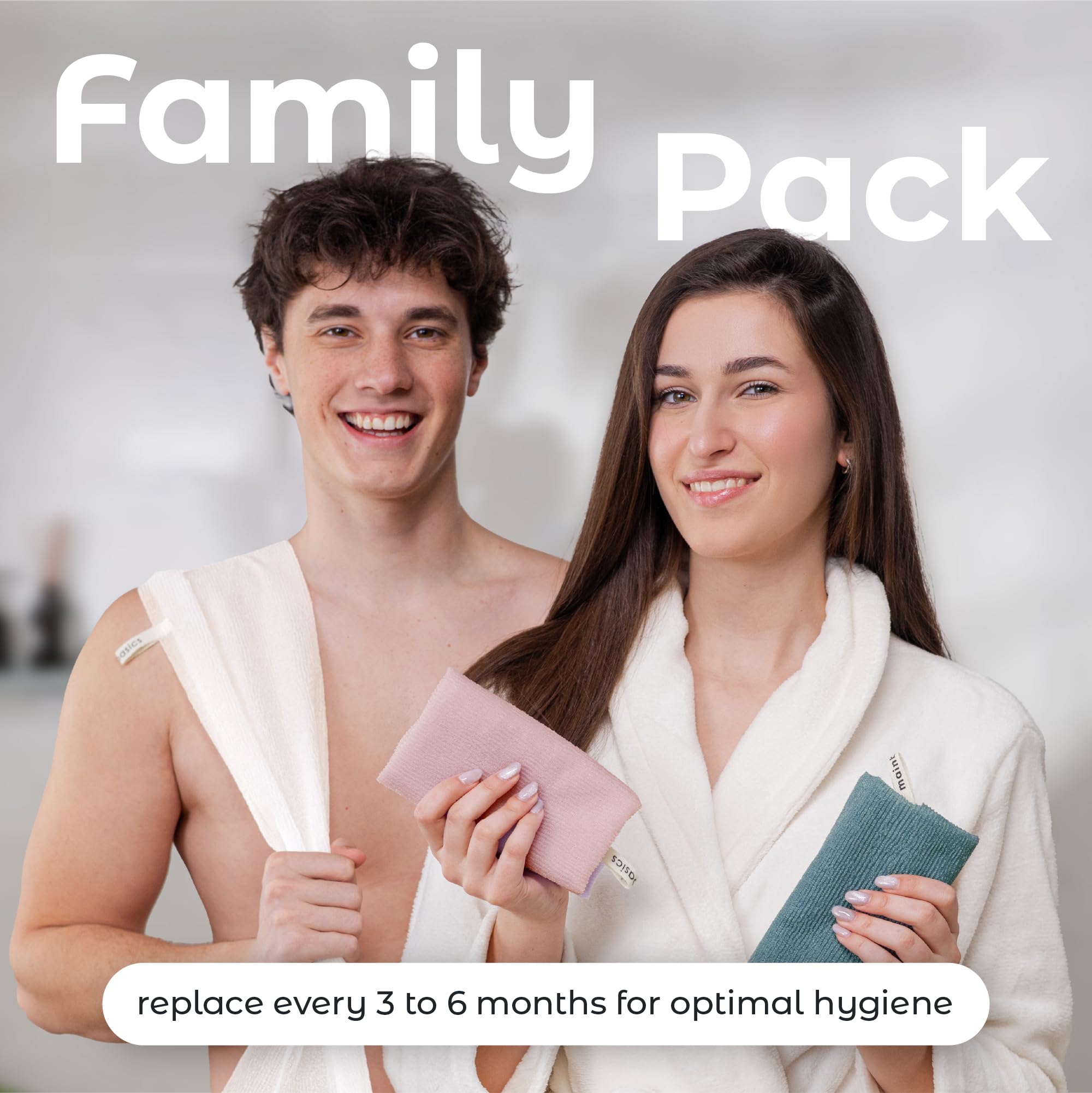 MainBasics toalla exfoliante para ducha, se suaviza al mojarse para mayor comodidad.