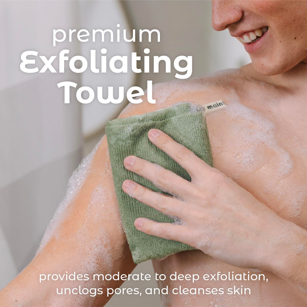 Toalla exfoliante de MainBasics con tejido texturizado para exfoliación suave.