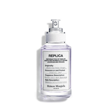 Maison Margiela Replica When the Rain Stops, botella minimalista para uso diario y frescura duradera.