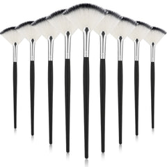 Maitys brocha abanico facial para un acabado suave y uniforme