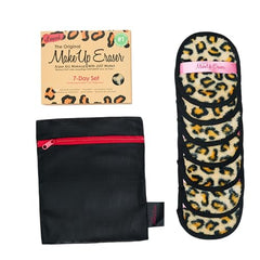 MakeUp Eraser doble cara: exfolia y desmaquilla con suavidad.