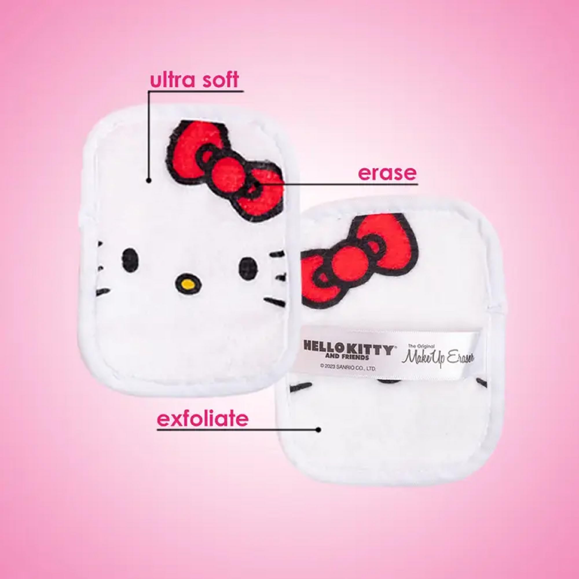 MakeUp Eraser Original 7-Day Set dual-sided fiber close-up, exfoliating and makeup-removing in one pass.