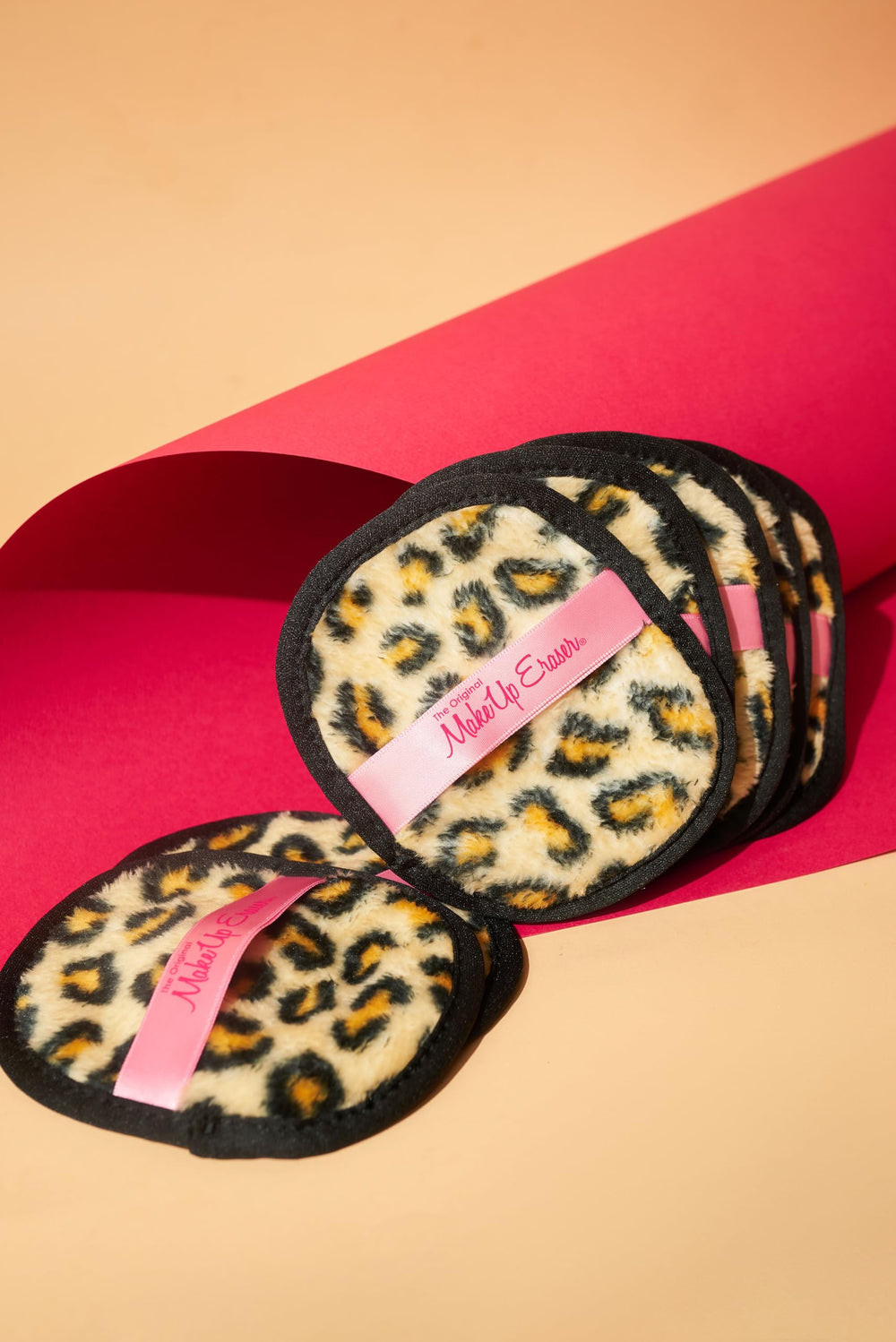 MakeUp Eraser Paquete Portátil: ideal para bolso o viaje.