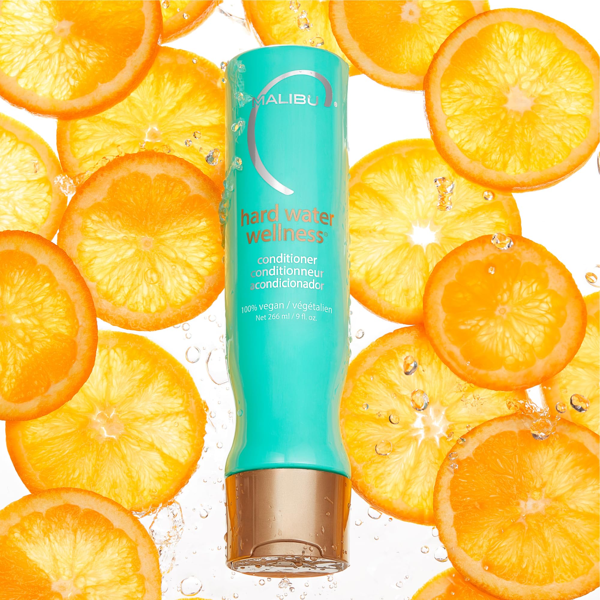 Malibu C Acondicionador: proteínas vegetales fortalecen el cabello ante minerales del agua.