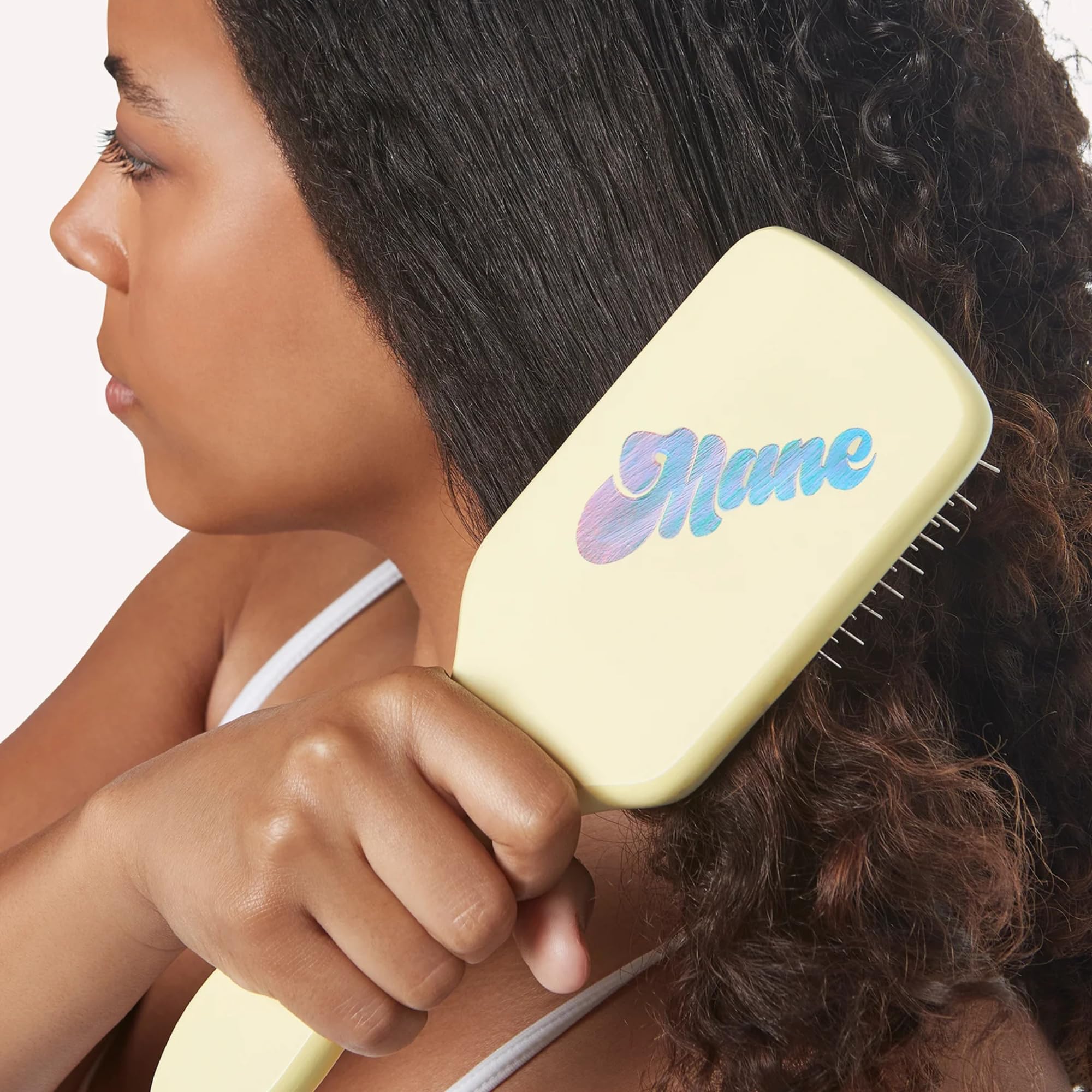 Cepillo Mane para cabello liso, suave y más manejable.