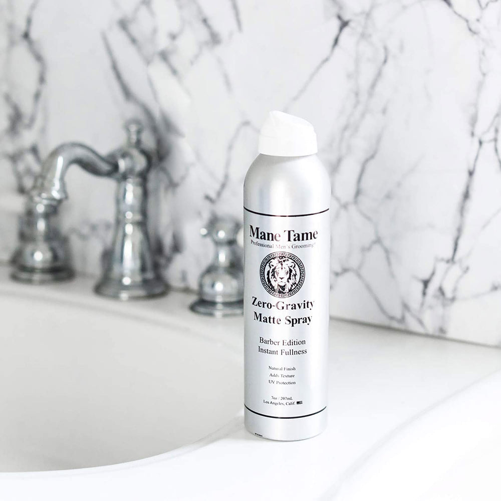 MANE TAME aerosol Cero-Gravedad protege el color con protección UV integrada.