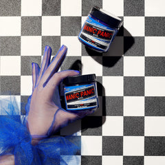 MANIC PANIC Preiluminación rubio claro: resultados brillantes y uniformes.