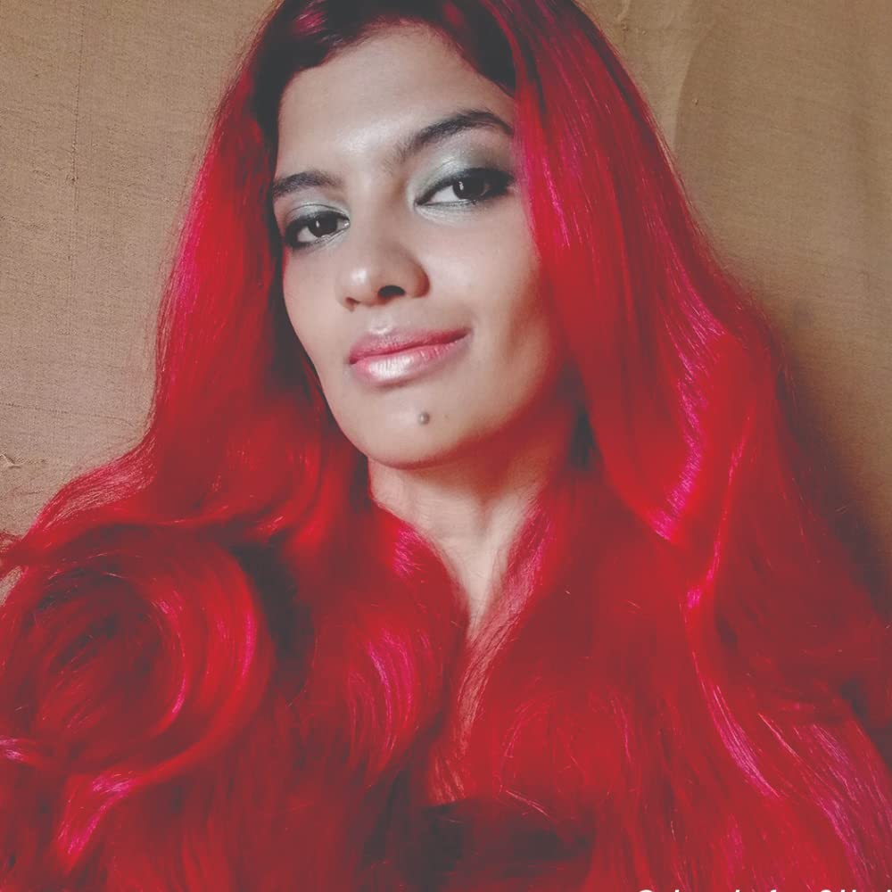 MANIC PANIC Vampire's Kiss: acondicionamiento ligero para cabello sedoso.