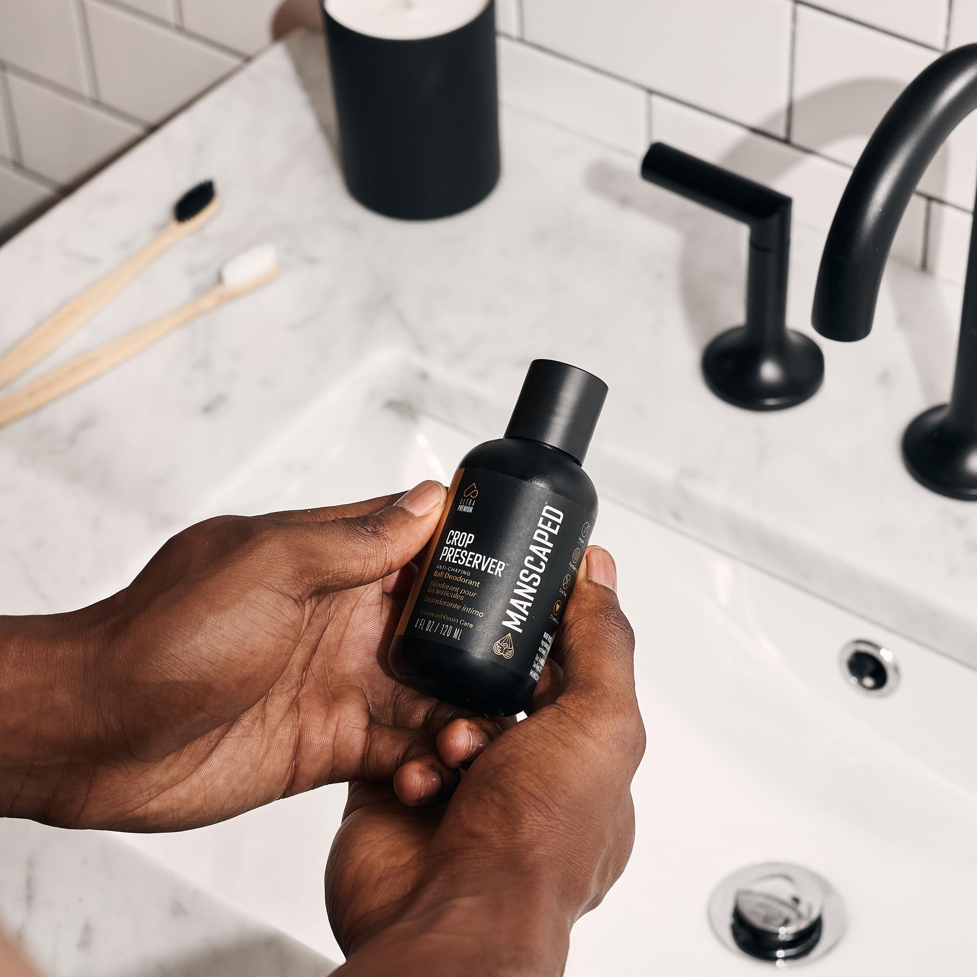 MANSCAPED Crop Preserver aroma refinado mejora la experiencia diaria de cuidado
