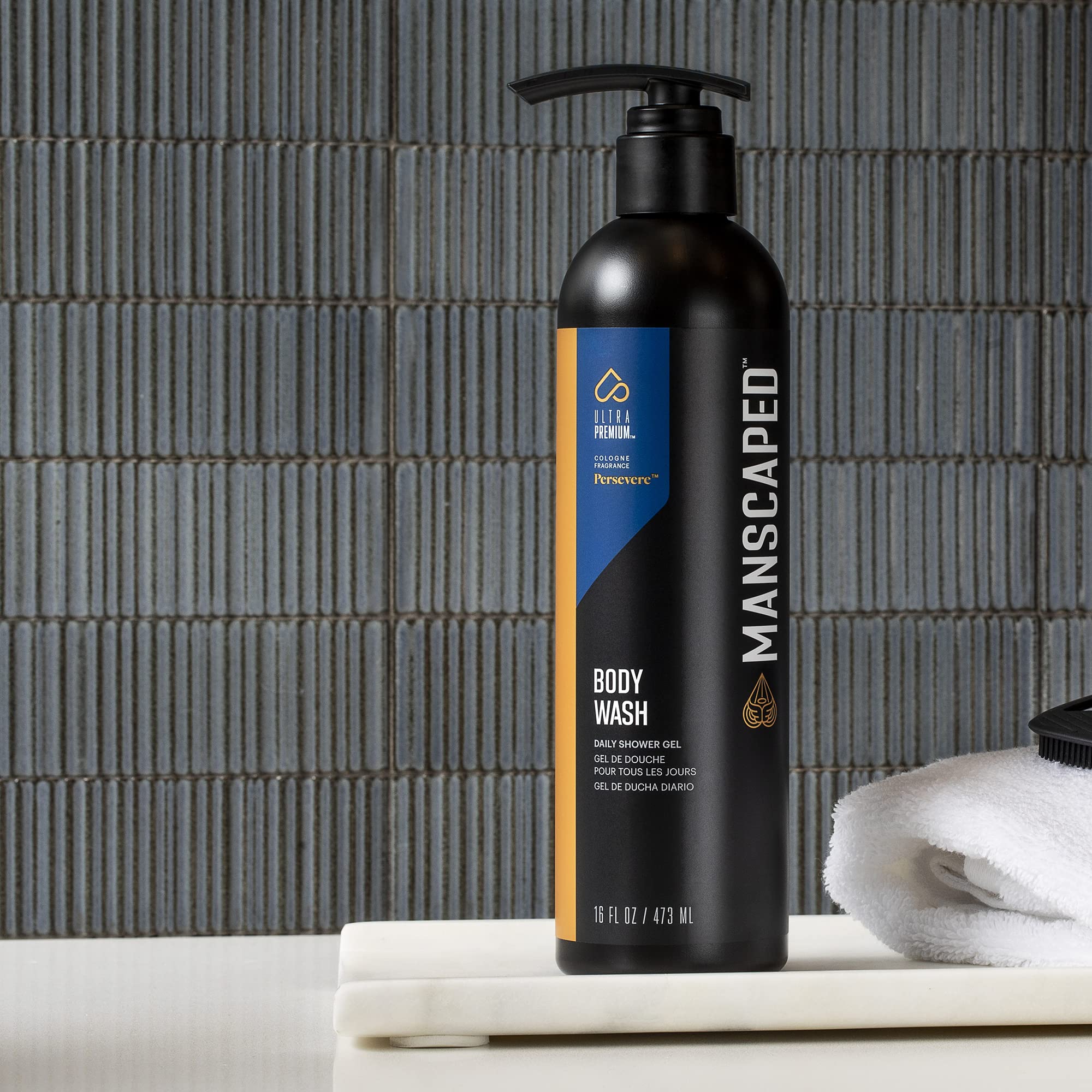 MANSCAPED Persevere: espuma en las manos para limpieza rápida y agradable.