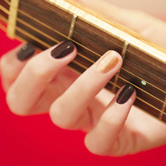 Manucurist Green Hollyhock color swatch reveals opaque, glossy finish.
