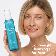 Textura cremosa de MAREE Deep Cleansing Oil lista para aplicar