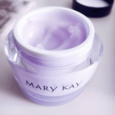 Aplicación suave en piel con Mary Kay Gel sin aceite.