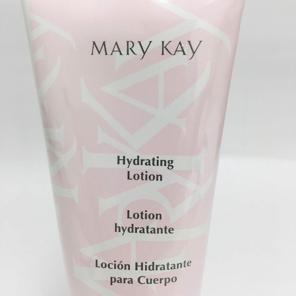 Mary Kay Loción Hidratante textura cremosa para piel suave y flexible.