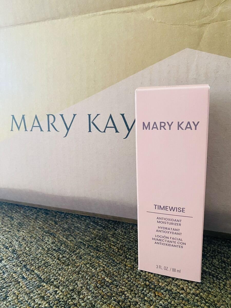 Mary Kay TimeWise hydratant anti-âge emballage élégant avec flacon et praticité d’utilisation