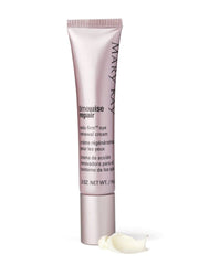 Envase práctico de Mary Kay facilita la dosis diaria y el control.