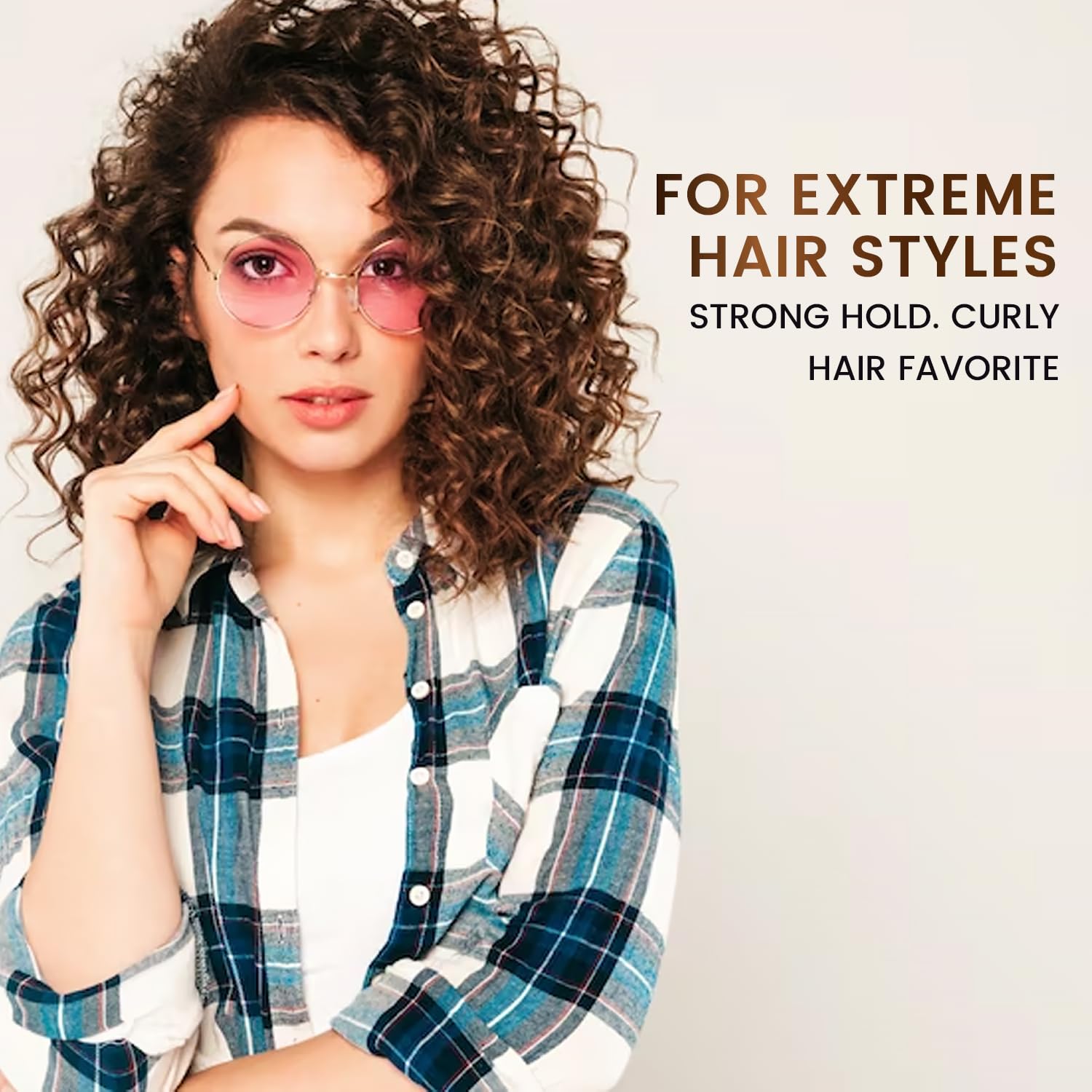 Max Green Alchemy MGA gel-modelador-vegan-cabello-liso aporta brillo natural y fijación estable.