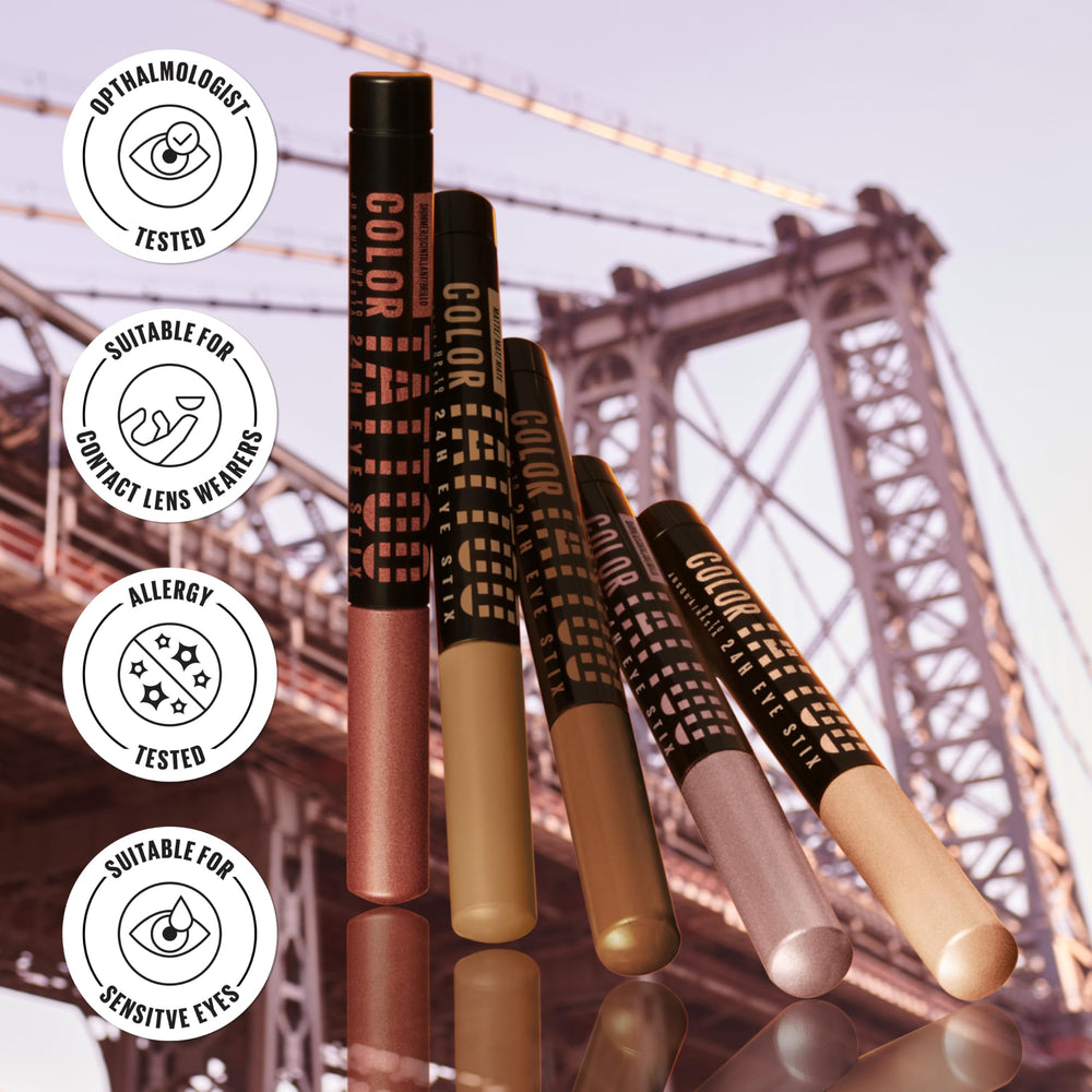 MAYBELLINE Color Tattoo Eye Stix desmaquillado con agua micelar para limpieza suave.