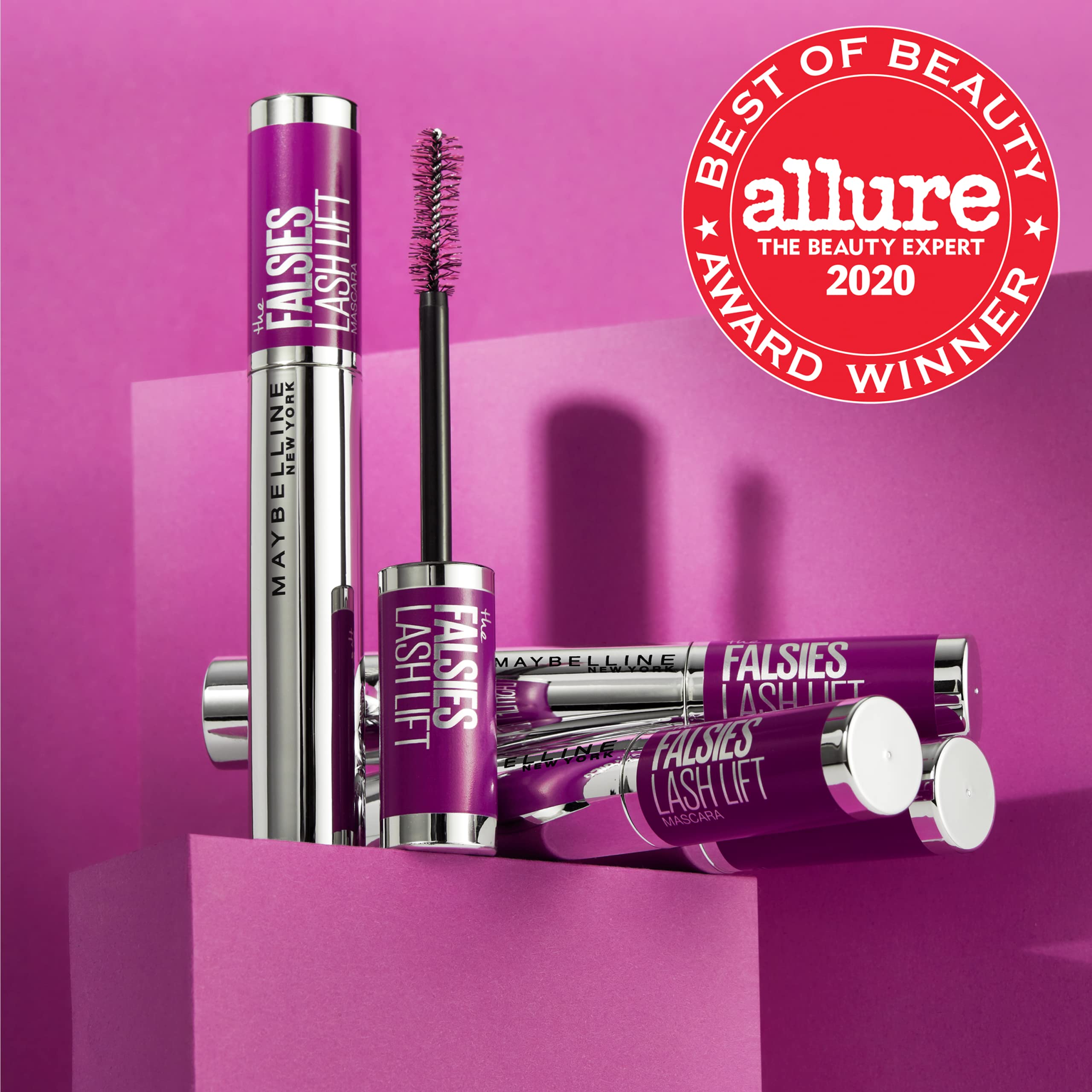 Volumen intenso en cada pestaña con Maybelline Falsies Lift.