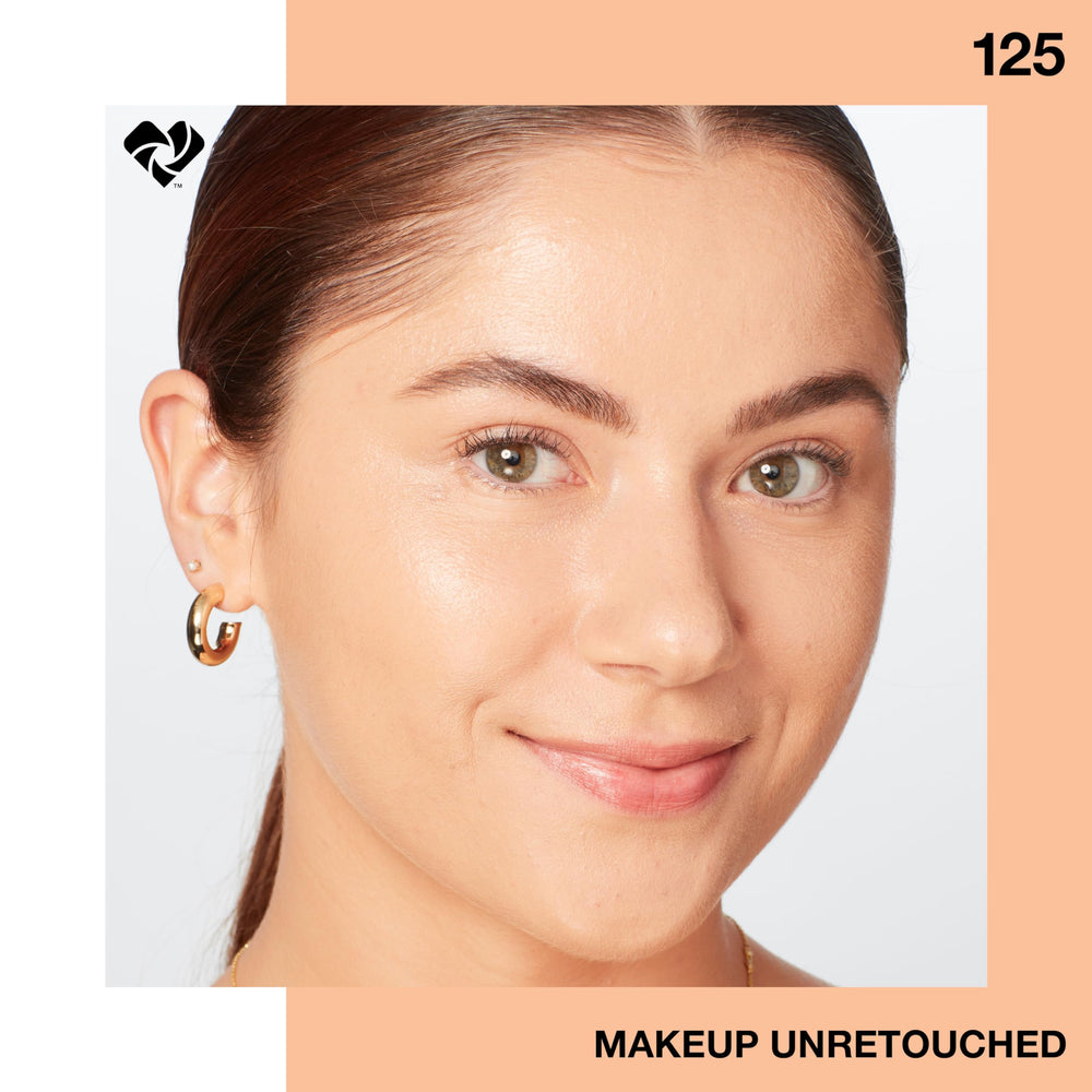 Protección SPF 18 en la base Maybelline Fit Me para piel sensible.
