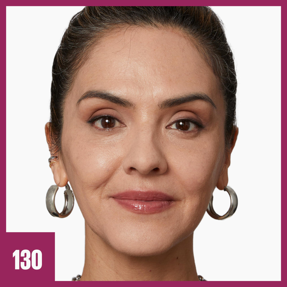 Aplicador esponja de Maybelline facilita un difuminado suave.