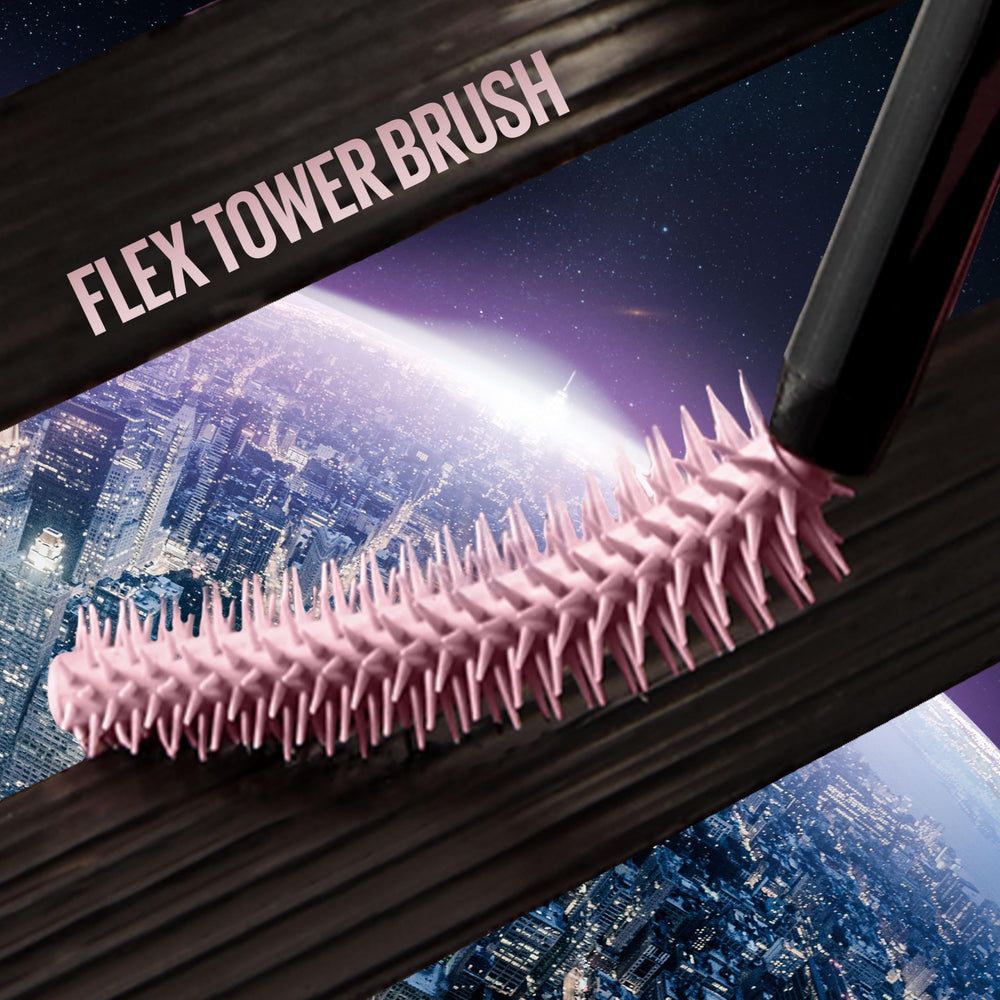 Maybelline Lash Sensational Sky High aguanta el agua para un look duradero durante el día.