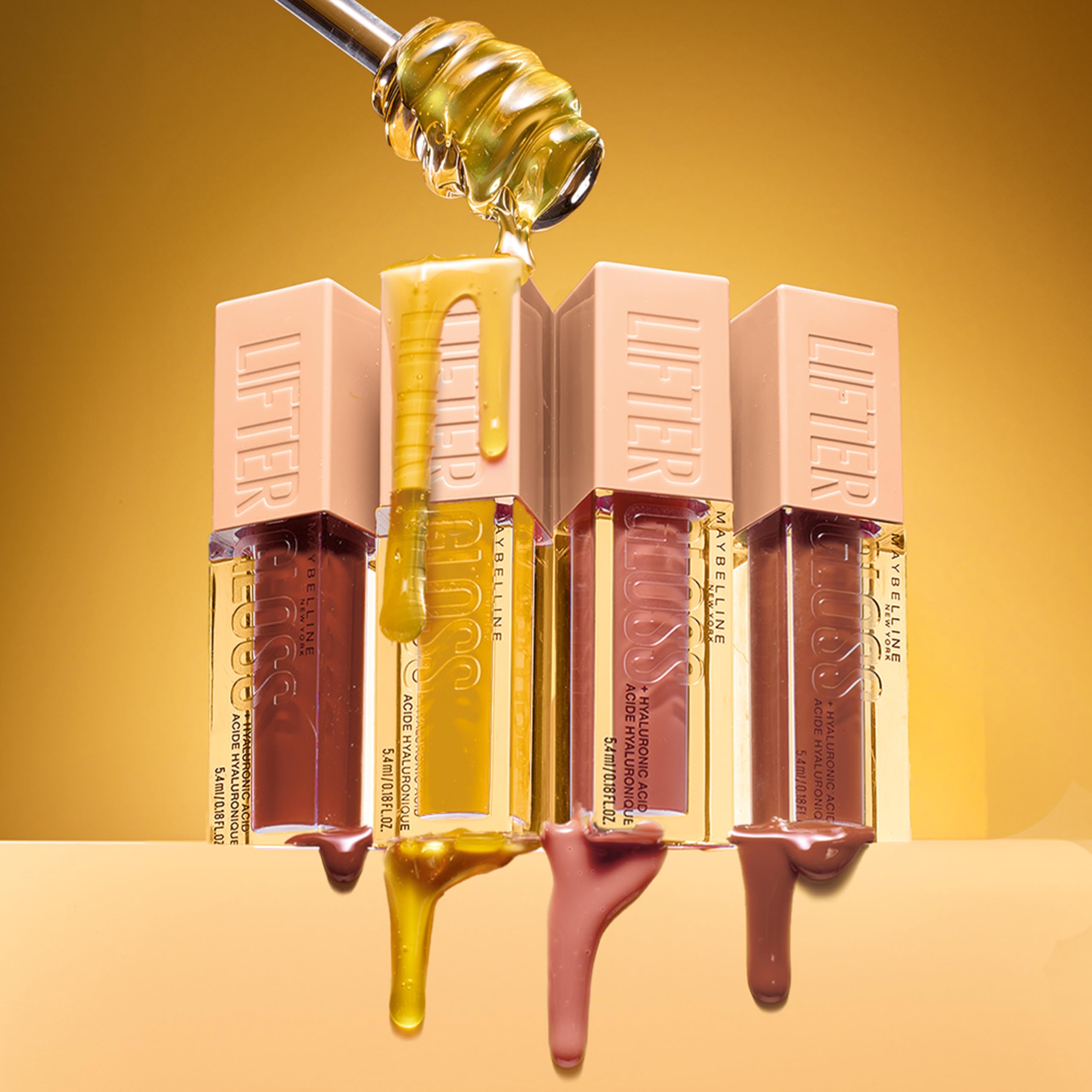 Empaque elegante de MAYBELLINE Lifter Gloss para llevarlo en cualquier bolso.