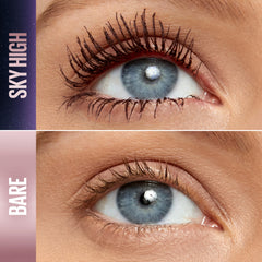 Maybelline máscara con aplicador torre flexible para alargar y definir pestañas.