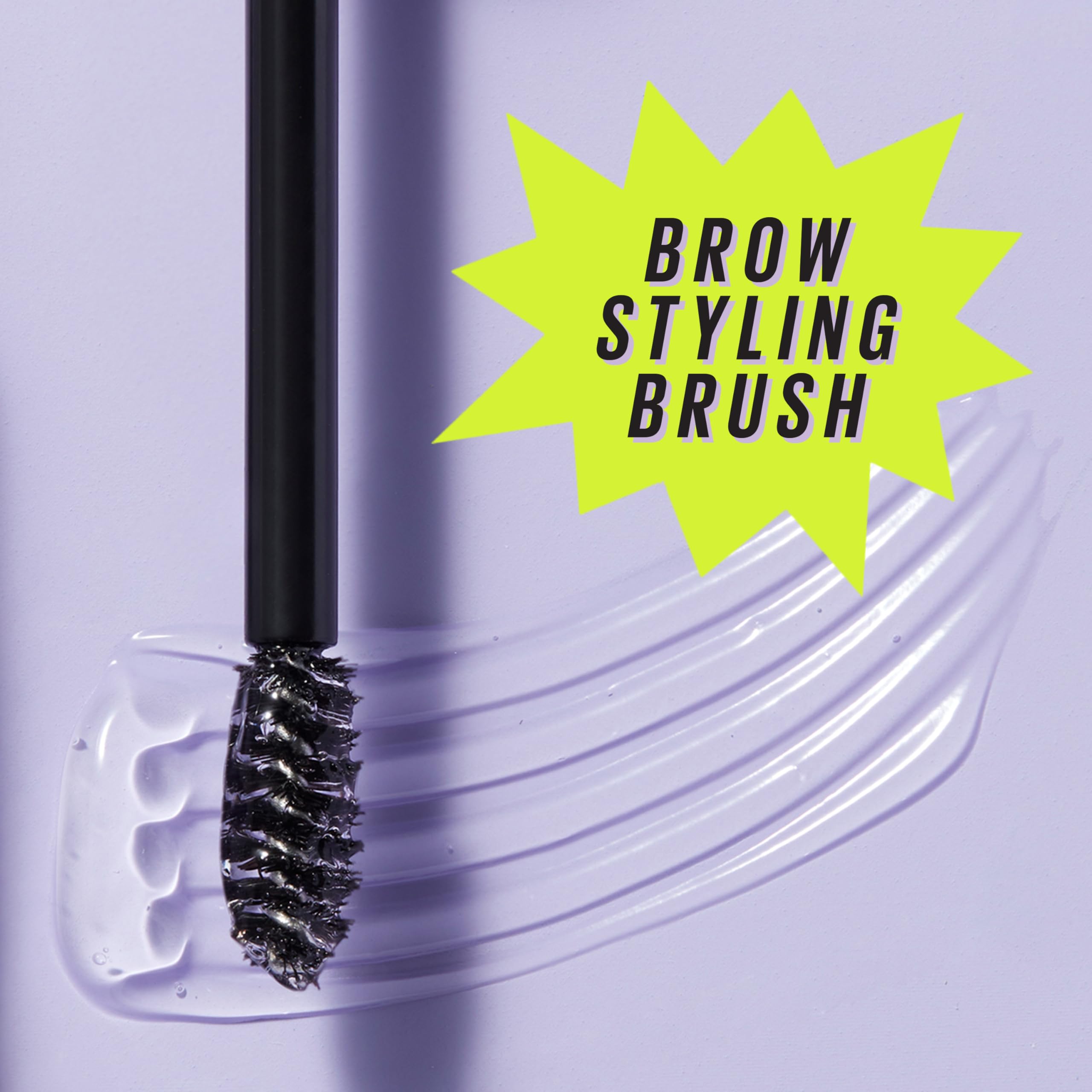Maybelline Super Lock Brow Glue tono profundo ofrece color natural y fijación suave.
