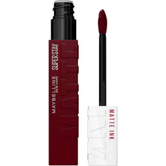 MAYBELLINE Super Stay Matte Ink con aplicador flecha para precisión en la aplicación.