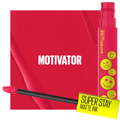 Labial rojo intenso Maybelline Super Stay Matte Ink en tono rojo clásico.