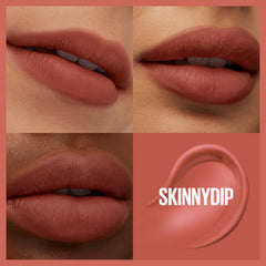 Aplicador suave de MAYBELLINE Teddy Tint para una aplicación precisa.