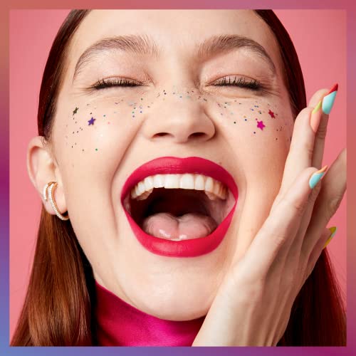 MAYBELLINE SuperStay Matte Ink, acabado duradero para fiestas y reuniones.